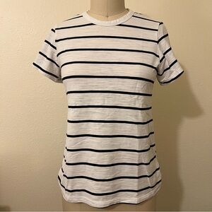 Time and Tru | S | White Striped Short Sleeve Tee